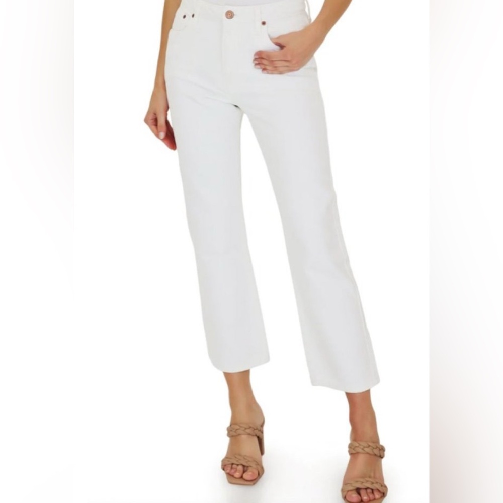 3 for 10.00!!
Avec Les Filles White Ankle & Cropped Jeans
